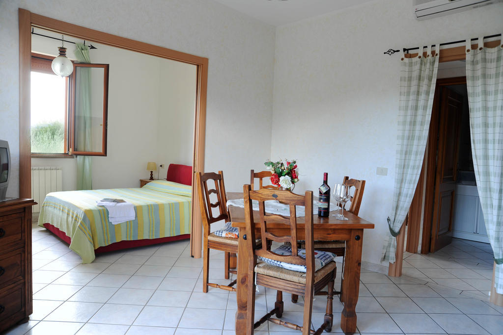 Poggio Delle Rose Tuscany Relais Кьянчано-Терме Номер фото